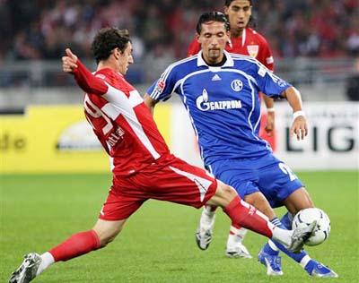 中场控制尤 中场控制尤